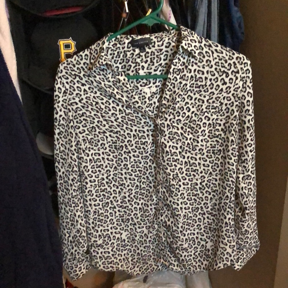 Limited cheetah shirt